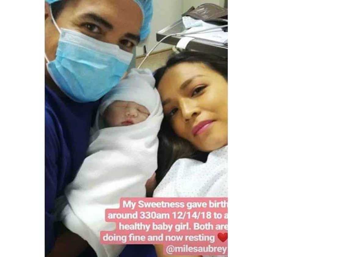 Aubrey Miles finally gives birth to a baby girl, shows picture for the first time