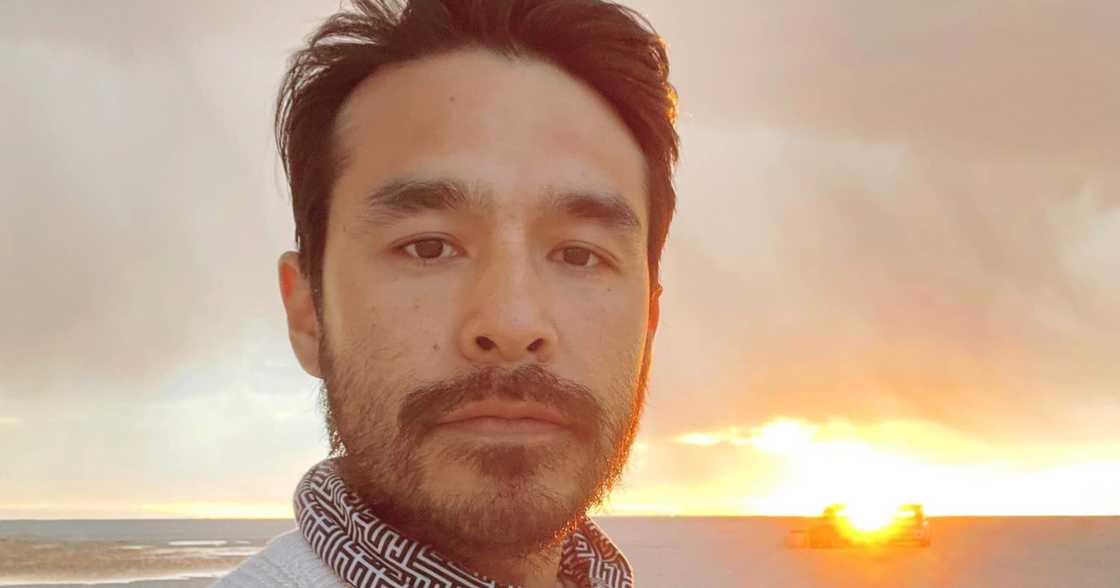 Atom Araullo slams officials’ alleged “performative outrage” over corruption Atom Araullo slams officials’ alleged “performative outrage” over corruption