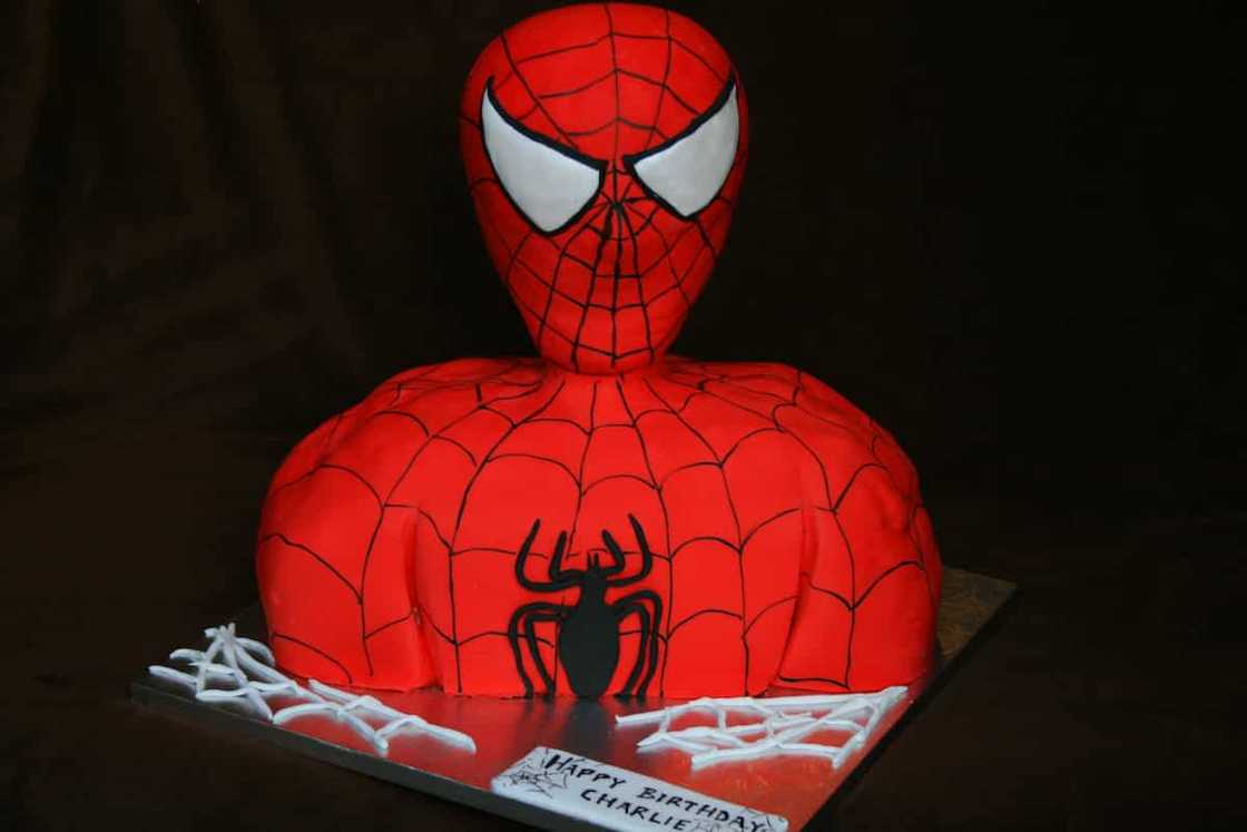 Spiderman cake design Spiderman cake design