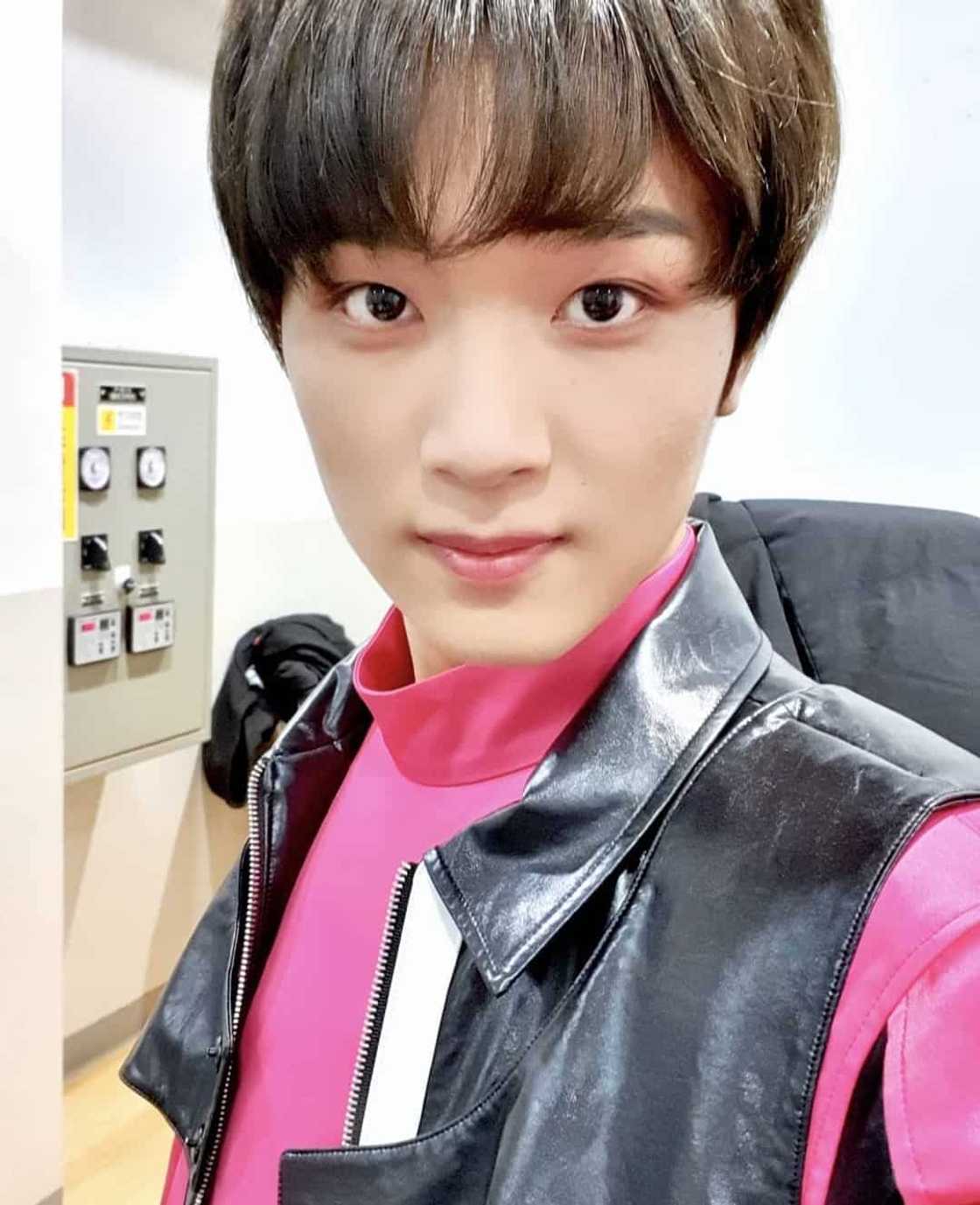NCT 127 members NCT 127 members