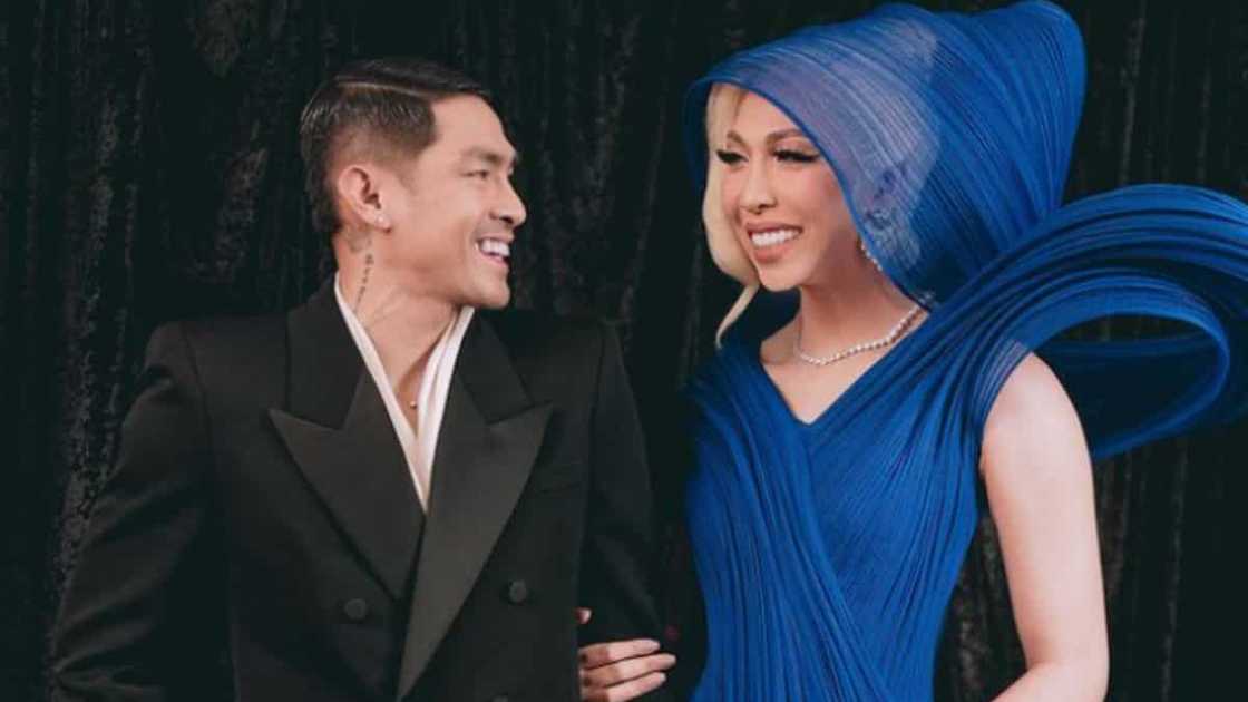 Vice Ganda, pinapayuhan ng ilan na hiwalayan na umano si Ion ayon kay Cristy Fermin Vice Ganda, pinapayuhan ng ilan na hiwalayan na umano si Ion ayon kay Cristy Fermin