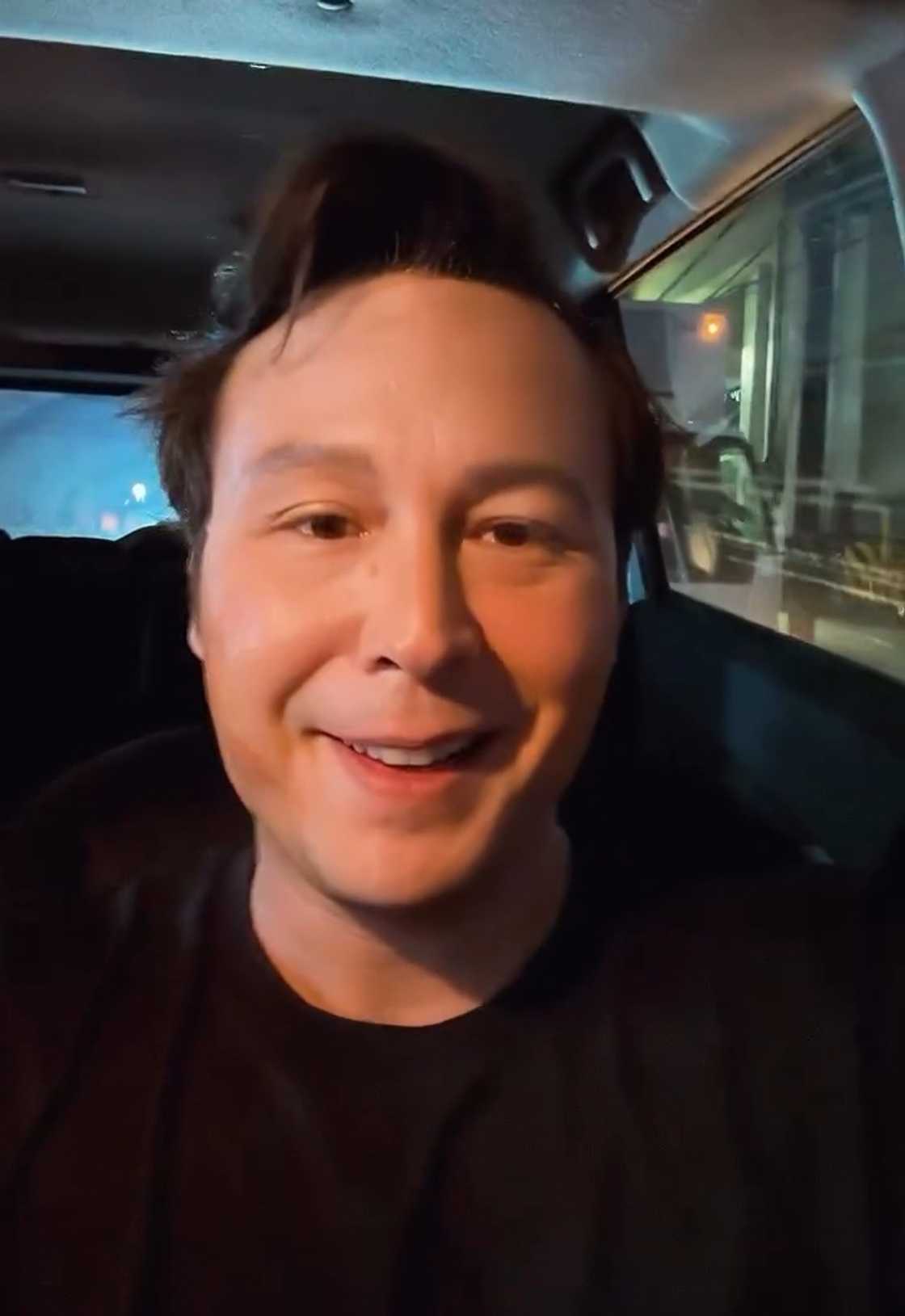 Baron Geisler, usap-usapan ang pag-greet niya sa birthday ng umano’y anak niya kay Nadia Montenegro Baron Geisler, usap-usapan ang pag-greet niya sa birthday ng umano’y anak niya kay Nadia Montenegro