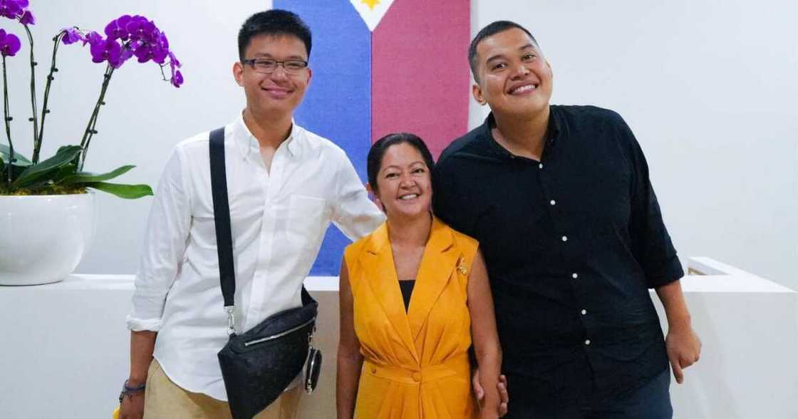 Kris Aquino's sons Bimby & Josh visit First Lady Liza Marcos Kris Aquino's sons Bimby & Josh visit First Lady Liza Marcos