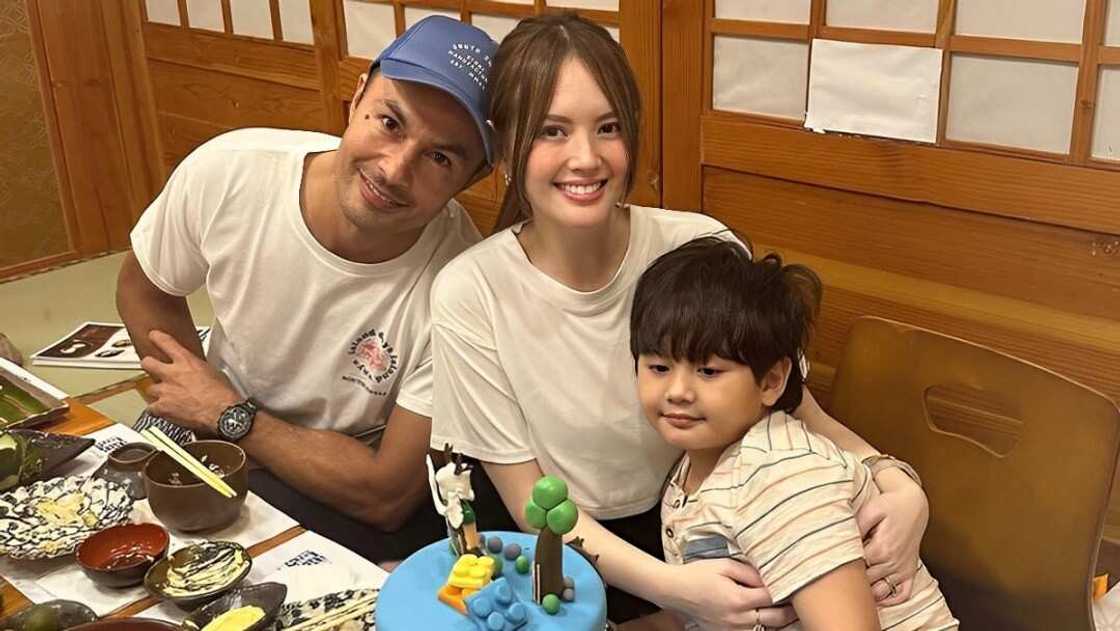 Ellen Adarna, sinagot ang netizen na pumuna sa haircut ni Derek Ramsay Ellen Adarna, sinagot ang netizen na pumuna sa haircut ni Derek Ramsay