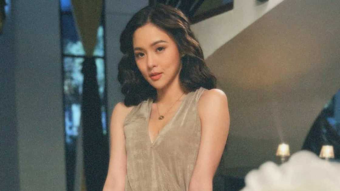 Kim Chiu, makulit na sinagot ang tanong ni Maricel Soriano: "Ang love life ko ay naka-hang ngayon" Kim Chiu, makulit na sinagot ang tanong ni Maricel Soriano: "Ang love life ko ay naka-hang ngayon"