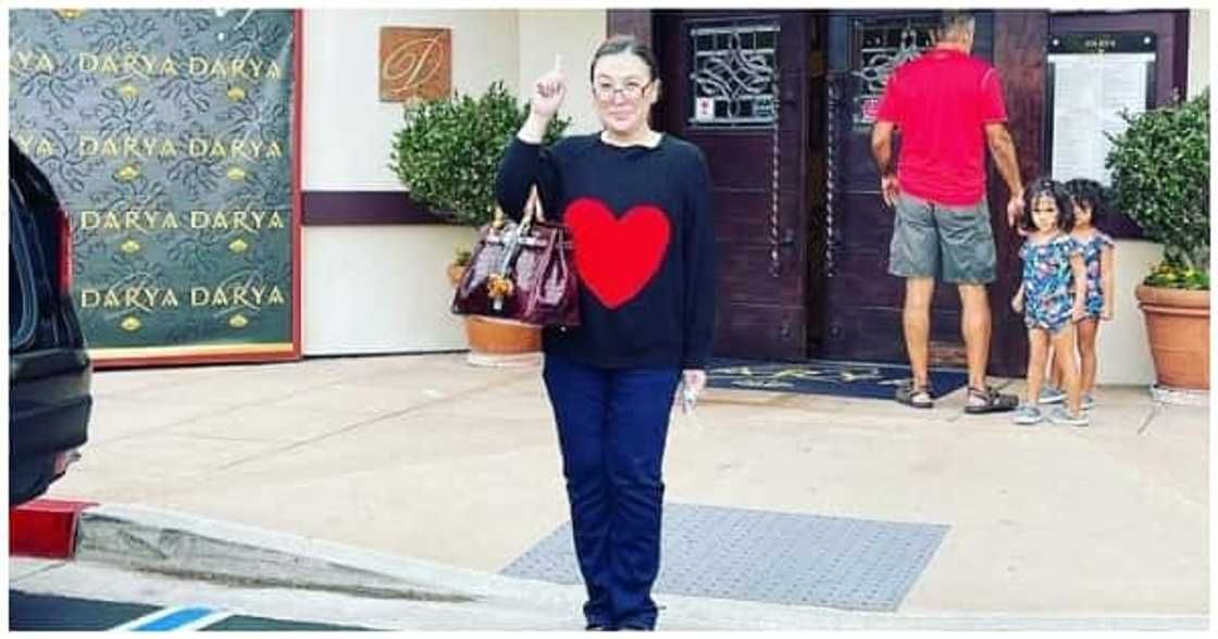 Sharon Cuneta, masayang ibinahagi na size 38 na lang ang kanyang jacket Sharon Cuneta, masayang ibinahagi na size 38 na lang ang kanyang jacket