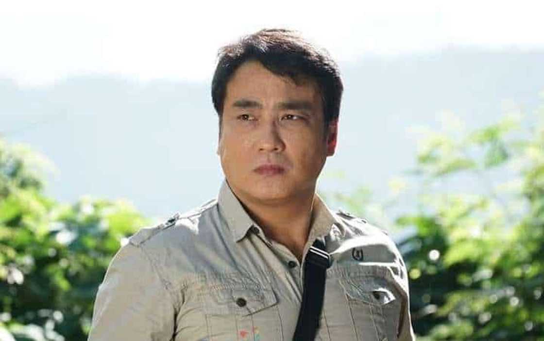 Bong Revilla educational background Bong Revilla educational background