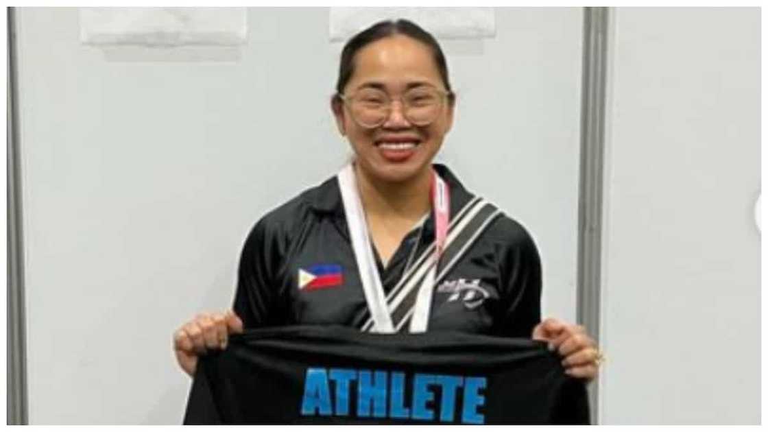 Hidilyn Diaz, 3 gold medal ang nasungkit sa 2022 World Weightlifting Championships Hidilyn Diaz, 3 gold medal ang nasungkit sa 2022 World Weightlifting Championships