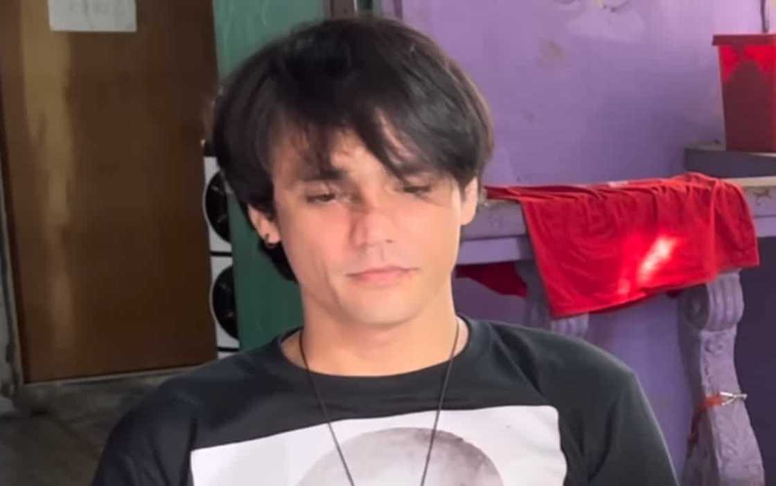John Wayne Sace, hiling na makabalik siyang muli sa pag-arte John Wayne Sace, hiling na makabalik siyang muli sa pag-arte