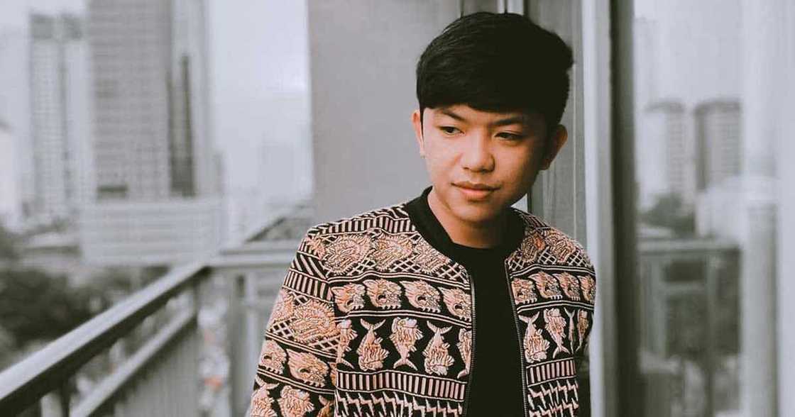 Darryl Yap, tinawag na sinungaling sina Direk Joel Lamangan at Cherry Pie Picache: "Ang tatanda nyo na!" Darryl Yap, tinawag na sinungaling sina Direk Joel Lamangan at Cherry Pie Picache: "Ang tatanda nyo na!"