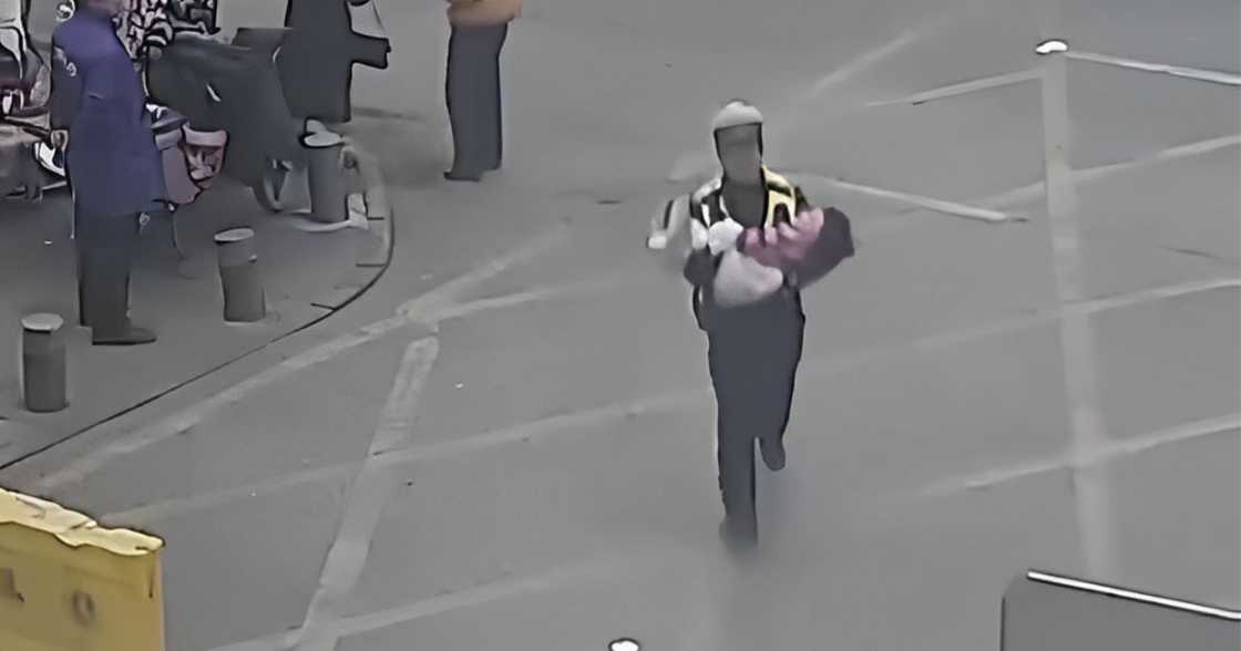 Photo: Screengrab from GMA Integrated News Photo: Screengrab from GMA Integrated News