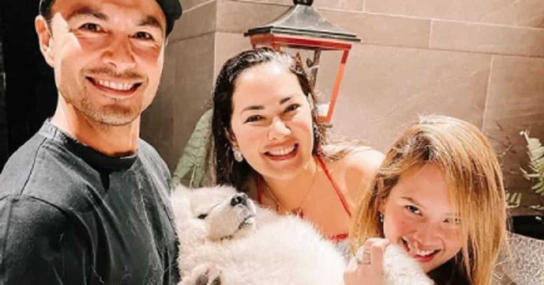 Janus del Prado makes hilarious meme about John Lloyd, Ellen and Derek Janus del Prado makes hilarious meme about John Lloyd, Ellen and Derek