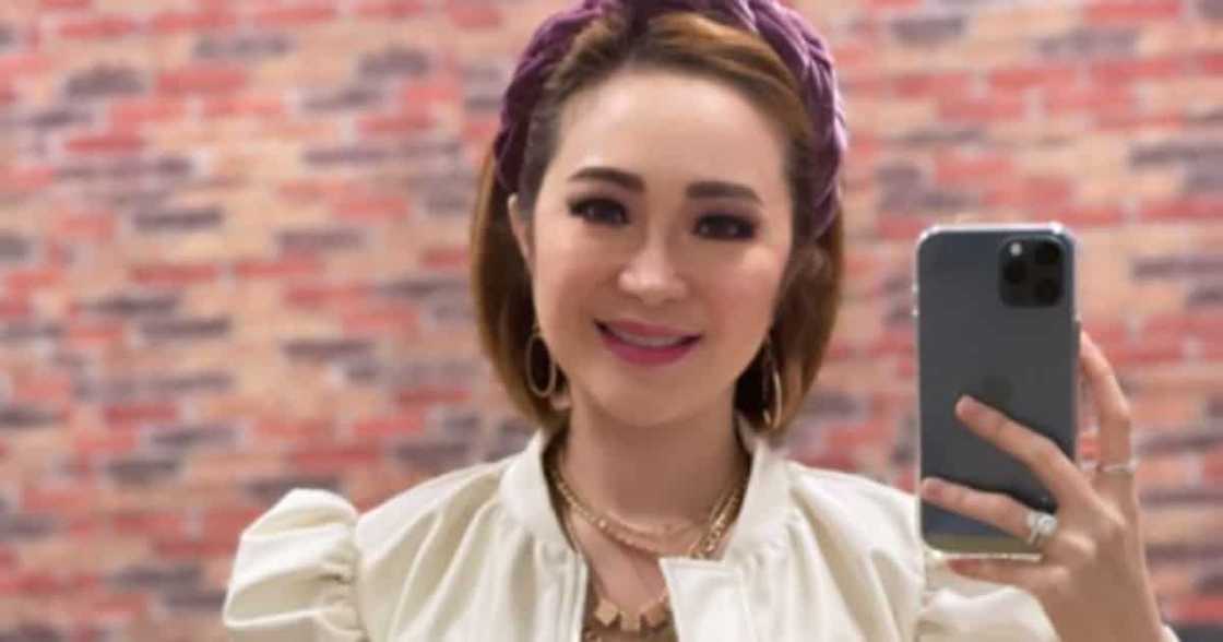 Kitkat gets teased by Vice Ganda on ‘It’s Showtime’ after feud with Janno Gibbs Kitkat gets teased by Vice Ganda on ‘It’s Showtime’ after feud with Janno Gibbs