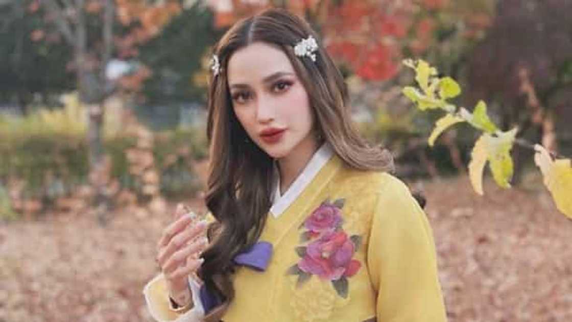 BTS member Jungkook's autograph thrills Arci Muñoz; her royal gift captivate ARMY BTS member Jungkook's autograph thrills Arci Muñoz; her royal gift captivate ARMY