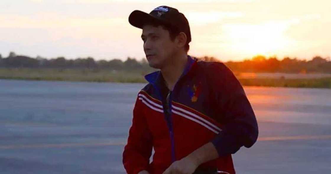 Robin Padilla, nagpakawala ng malalim na cryptic post matapos ang explosive interview ni Kylie Padilla sa KMJS Robin Padilla, nagpakawala ng malalim na cryptic post matapos ang explosive interview ni Kylie Padilla sa KMJS