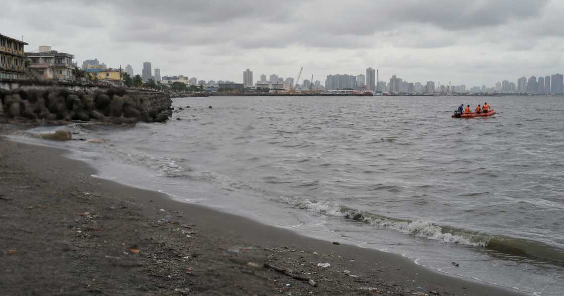 Baseco Beach
