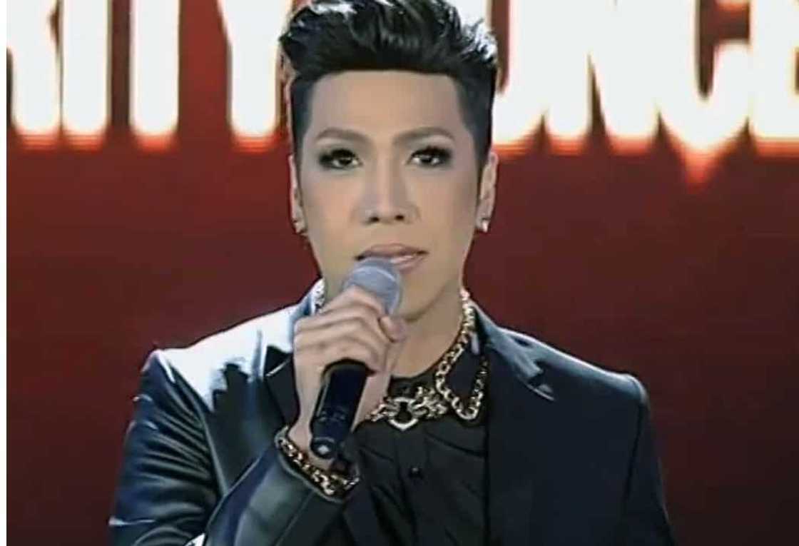 Pastor Quiboloy takes a swipe at Vice Ganda and a ‘male’ host on ‘It’s Showtime’ Pastor Quiboloy takes a swipe at Vice Ganda and a ‘male’ host on ‘It’s Showtime’