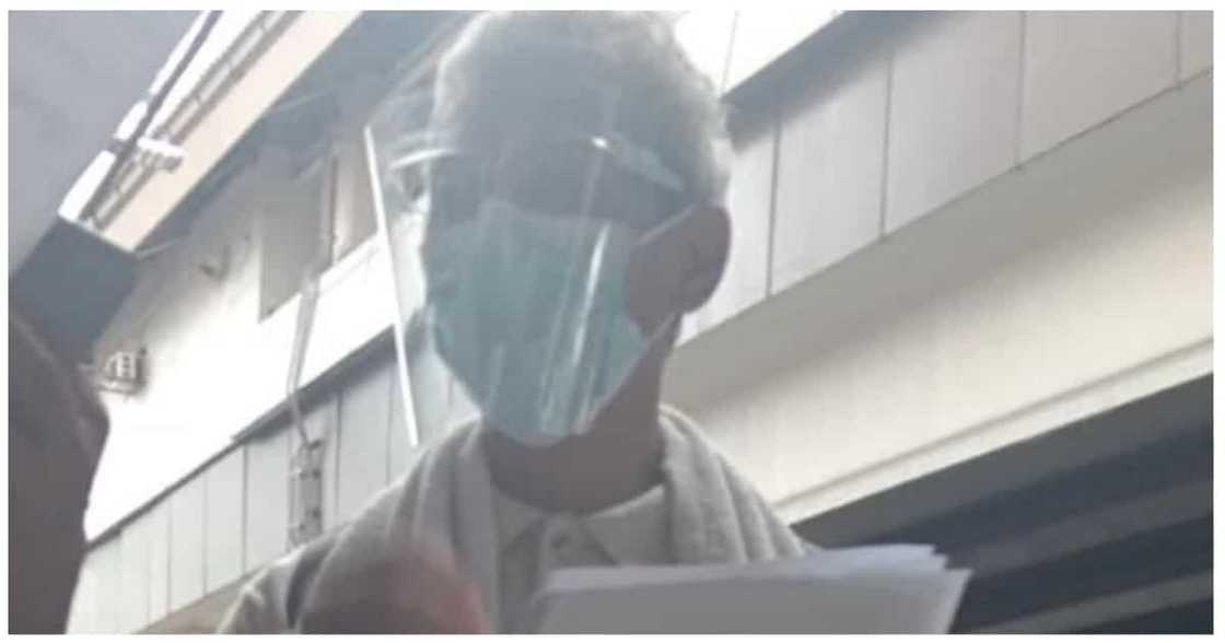 Lolo, matiyagang hinanahanap ang nawawalang misis na may sakit sa pag-iisip Lolo, matiyagang hinanahanap ang nawawalang misis na may sakit sa pag-iisip