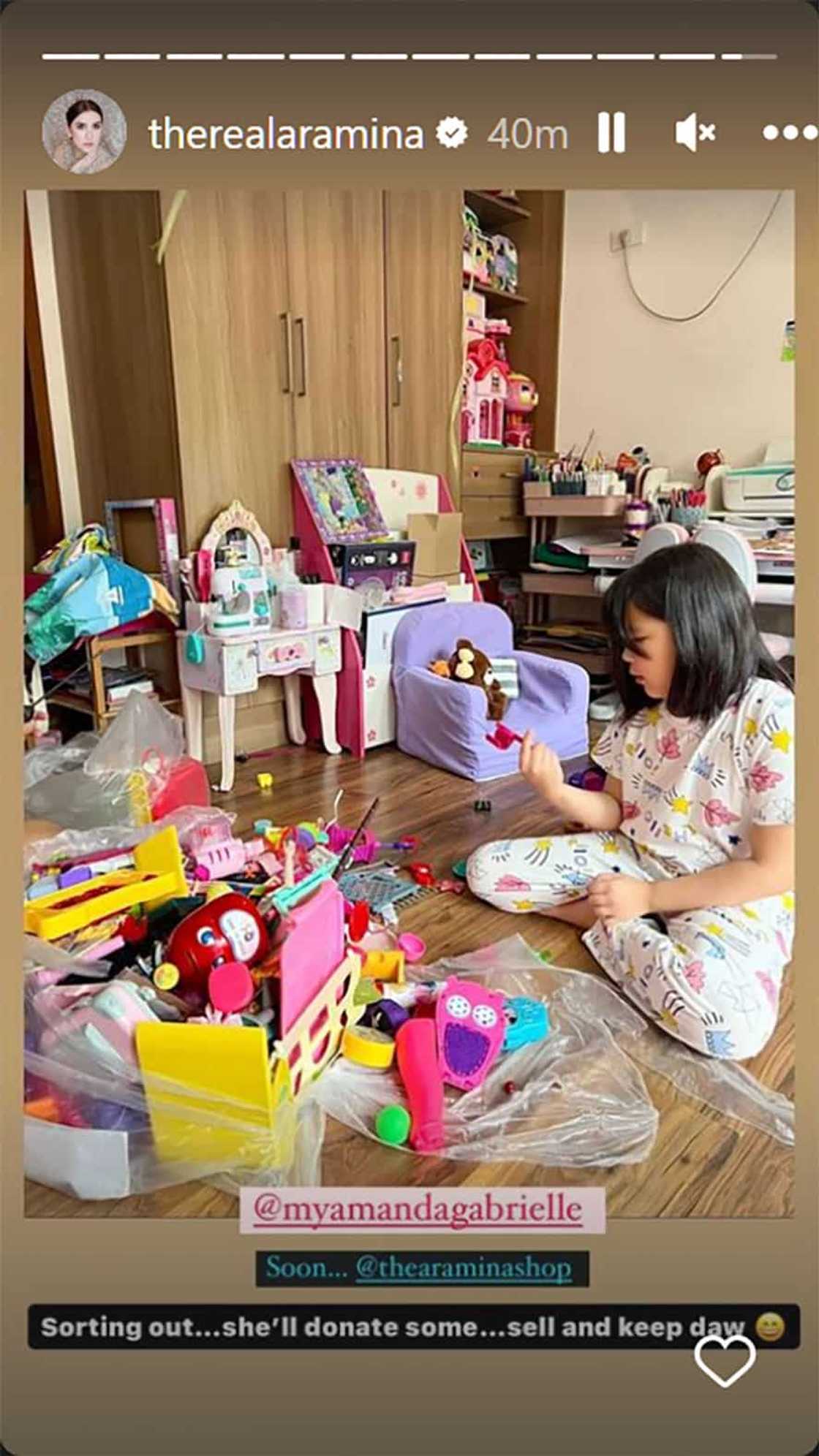 Ara Mina, ibinida ang pagiging mapagbigay at praktikal ng anak: “Sorting out” Ara Mina, ibinida ang pagiging mapagbigay at praktikal ng anak: “Sorting out”