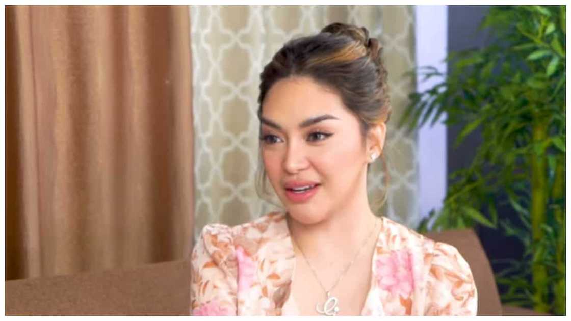 Brilliant Skin CEO, nagtatrabaho na sa edad na 12: "'Yung boss nila, 13-15 years old lang" Brilliant Skin CEO, nagtatrabaho na sa edad na 12: "'Yung boss nila, 13-15 years old lang"
