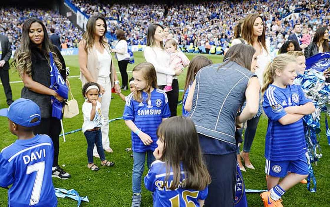 Chelsea players wives and girlfriends Chelsea players wives and girlfriends