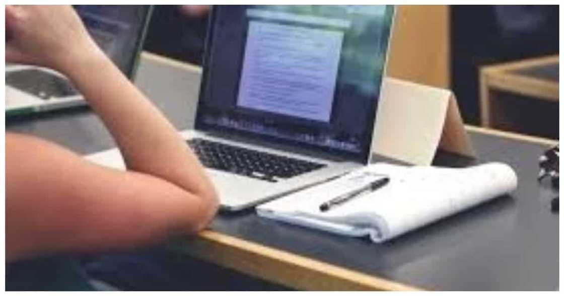 Nakakatuwang convo ng guro at HS student, kinagiliwan online Nakakatuwang convo ng guro at HS student, kinagiliwan online