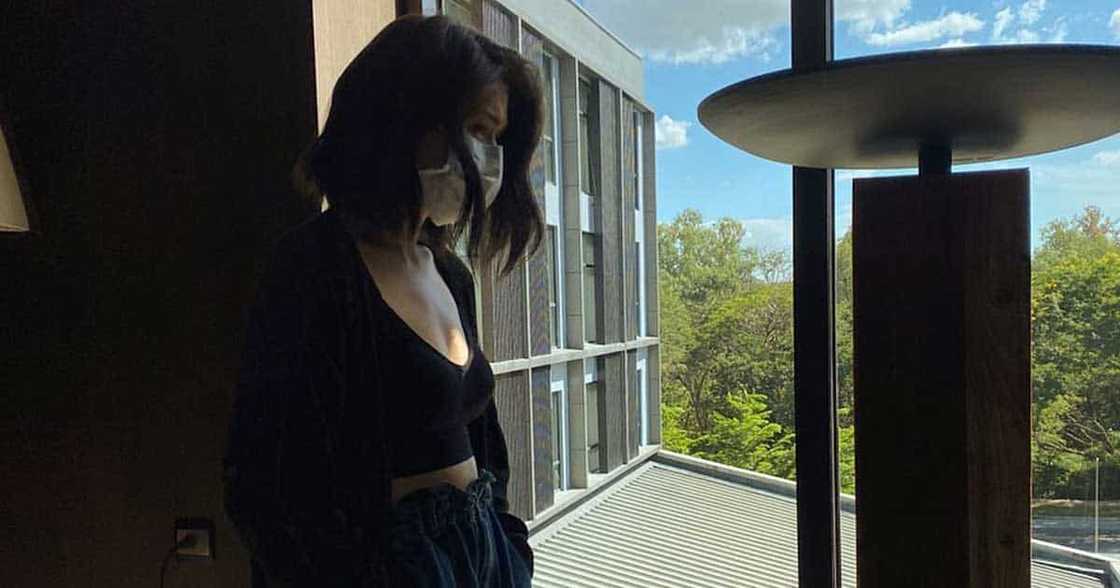 Kylie Padilla, madamdaming tula na gawa niya, animo’y nagpapahiwatig ng pagpapaalam sa isang tao: “Goodbye” Kylie Padilla, madamdaming tula na gawa niya, animo’y nagpapahiwatig ng pagpapaalam sa isang tao: “Goodbye”