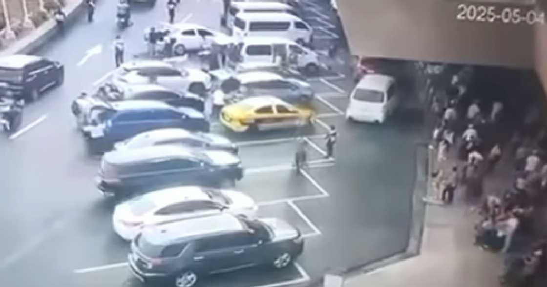 Photo: Raoul Esperas via ABS-CBN News Photo: Raoul Esperas via ABS-CBN News