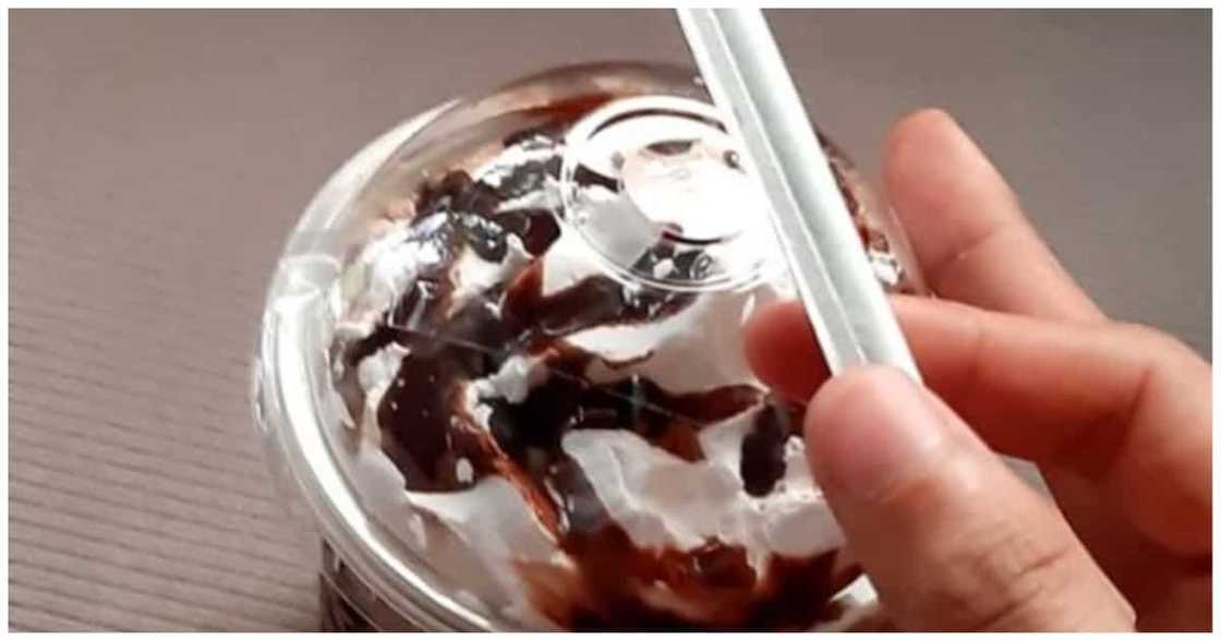 Netizen, ipinakita ang straw na kanyang nakain sa inuming nabili niya sa San Pablo City Netizen, ipinakita ang straw na kanyang nakain sa inuming nabili niya sa San Pablo City