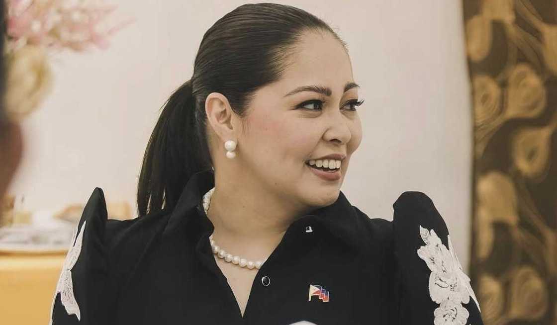 Angelu de Leon, kinagiliwan sa viral post tungkol sa luma niyang shirt Angelu de Leon, kinagiliwan sa viral post tungkol sa luma niyang shirt