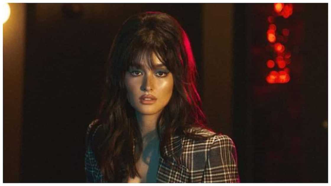 Liza Soberano, naninirahan sa isang room for rent sa USA ayon sa source ni Cristy Fermin Liza Soberano, naninirahan sa isang room for rent sa USA ayon sa source ni Cristy Fermin