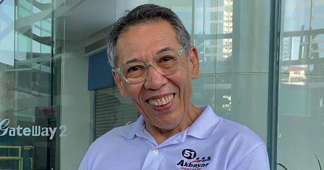 Chel Diokno, may mensahe sa "Cheldren" sa gitna ng pangunguna ng Akbayan sa party-list race Chel Diokno, may mensahe sa "Cheldren" sa gitna ng pangunguna ng Akbayan sa party-list race
