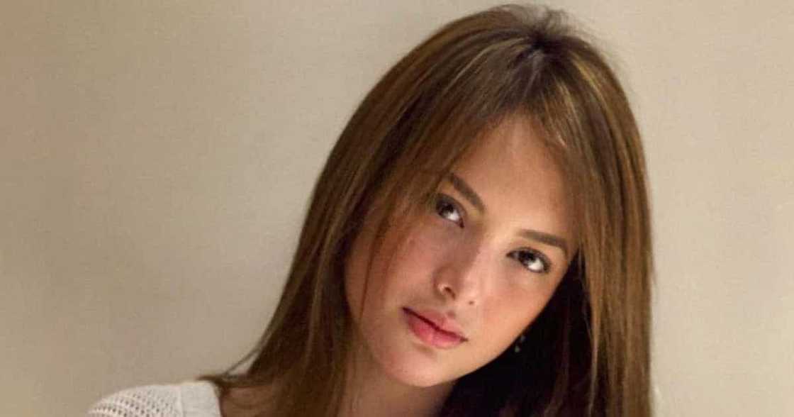 Ellen Adarna, sinagot ang tanong kung ano ang sekreto sa pag-maintain ng kagandahan: “Trained na ko ana” Ellen Adarna, sinagot ang tanong kung ano ang sekreto sa pag-maintain ng kagandahan: “Trained na ko ana”