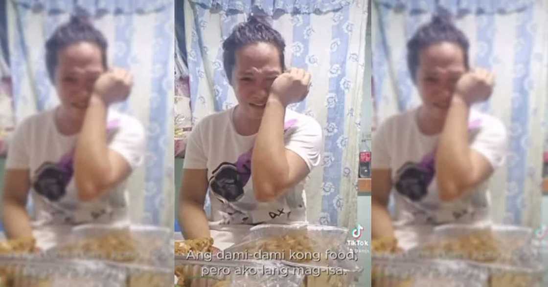Video ng babaeng umiyak sa New Year dahil mag-isa lang siya pero andami niyang pagkain, viral Video ng babaeng umiyak sa New Year dahil mag-isa lang siya pero andami niyang pagkain, viral