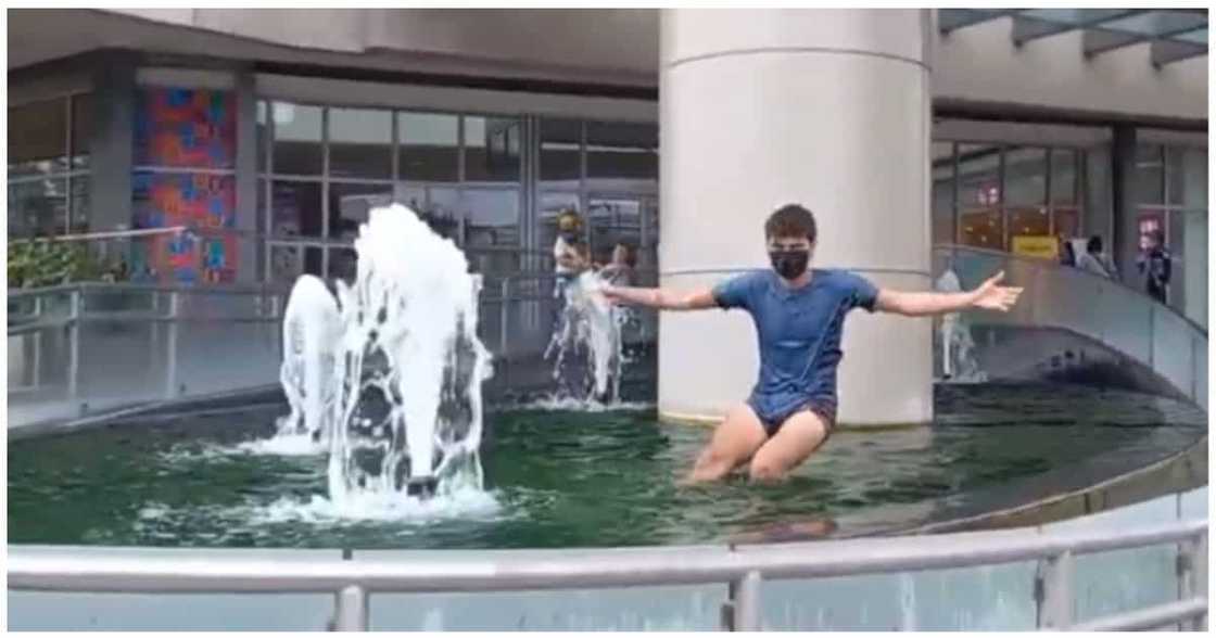 YouTuber na naligo sa fountain sa harap ng isang mall, arestado YouTuber na naligo sa fountain sa harap ng isang mall, arestado