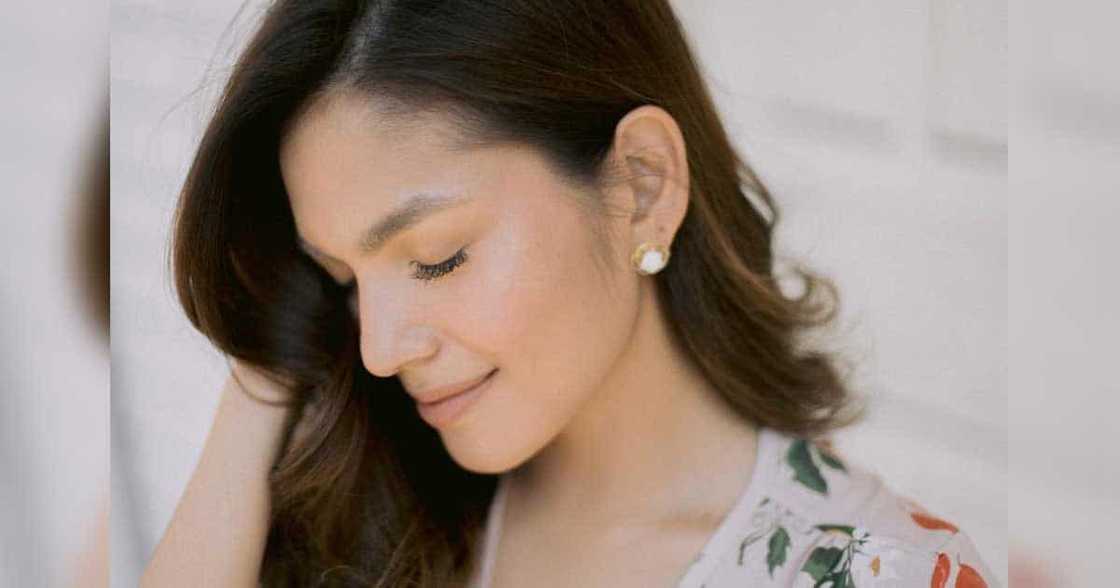 Andrea Torres, naka-move on na; Derek Ramsay, tuloy pa rin ang pagbibigay ng pahayag tungkol sa breakup Andrea Torres, naka-move on na; Derek Ramsay, tuloy pa rin ang pagbibigay ng pahayag tungkol sa breakup