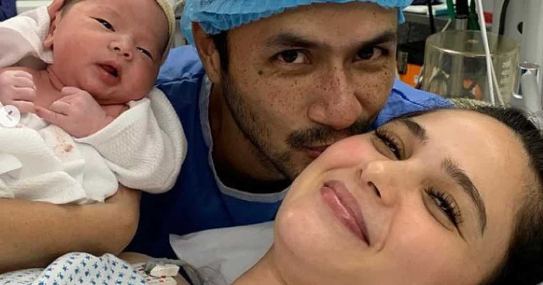 Kristine Hermosa & Oyo Sotto’s newborn baby boy meets his big brother Kristine Hermosa & Oyo Sotto’s newborn baby boy meets his big brother
