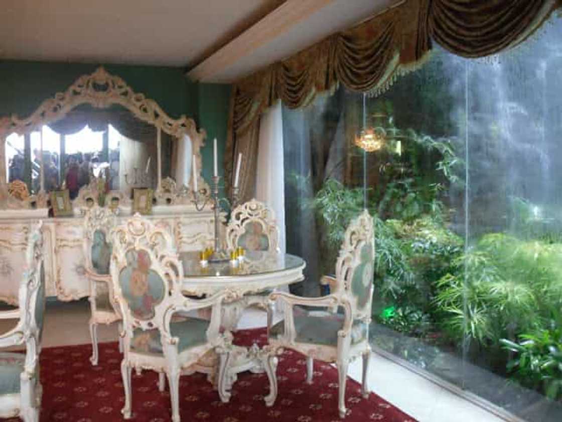 Take a tour around Joel Cruz's elegant Tagaytay City home Take a tour around Joel Cruz's elegant Tagaytay City home