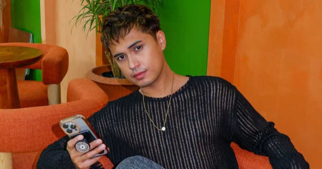 Marlo Mortel, 33 anyos na nang maranasan ang first onscreen kiss sa showbiz Marlo Mortel, 33 anyos na nang maranasan ang first onscreen kiss sa showbiz