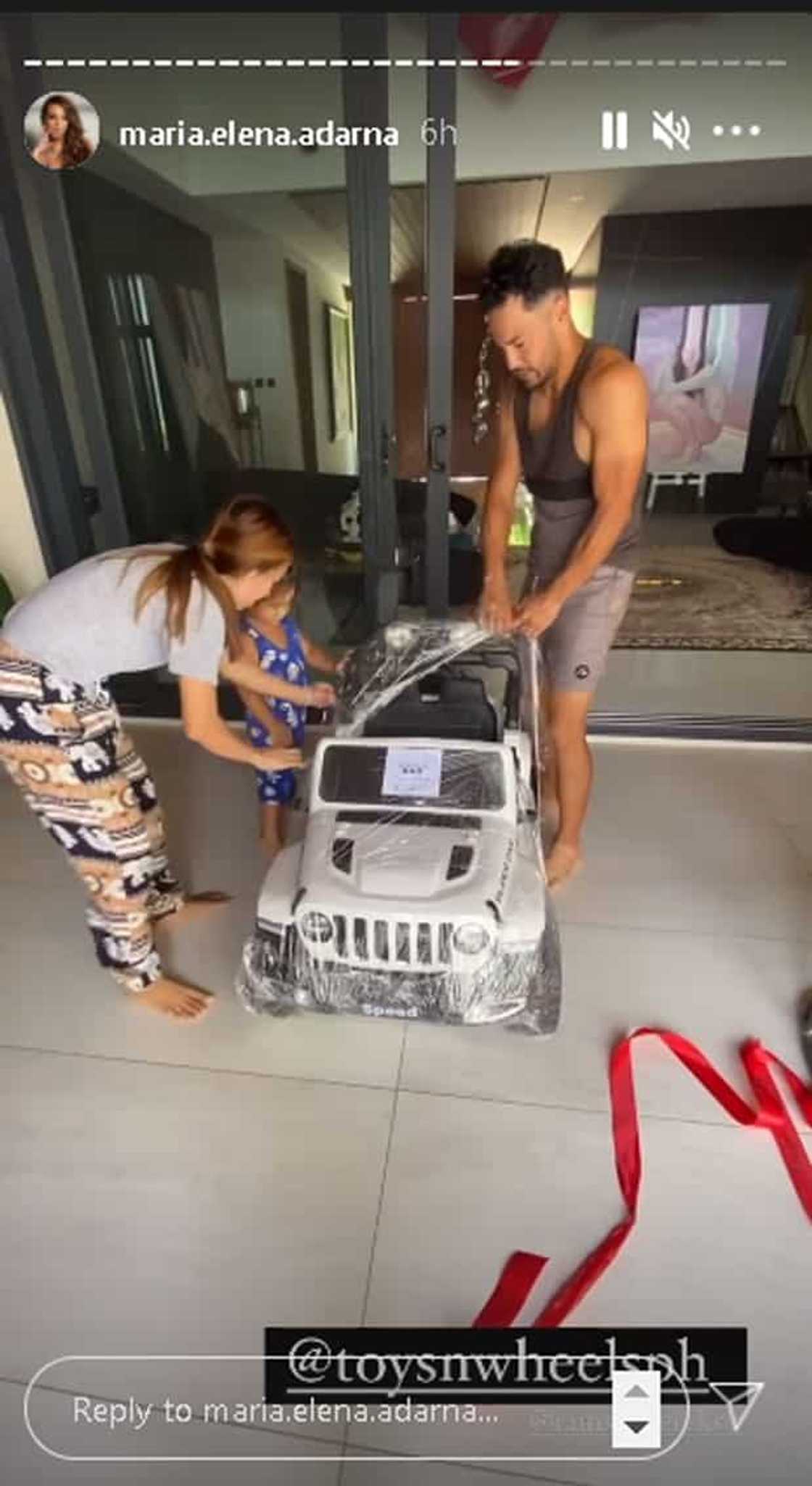 Derek Ramsay gives Elias giant remote control car, labels it: "From Tito D" Derek Ramsay gives Elias giant remote control car, labels it: "From Tito D"