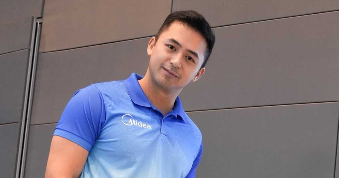 Enzo Pineda, personal na nakilahok sa clean-up drive sa Novaliches Enzo Pineda, personal na nakilahok sa clean-up drive sa Novaliches