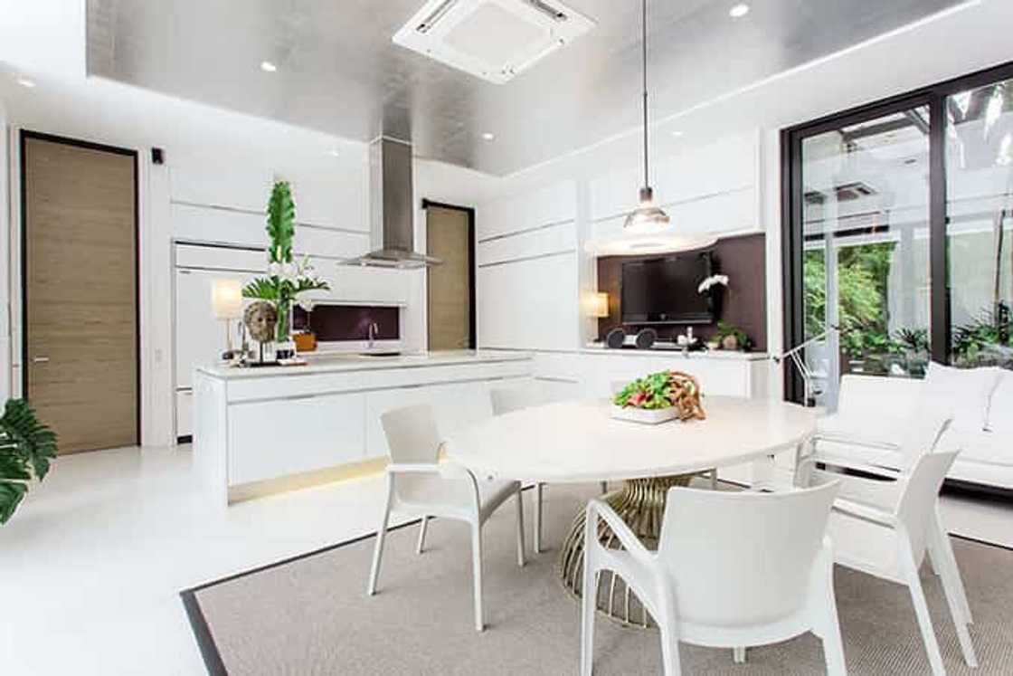 Kitchen Goals! 8 Pinay celebrities na may napakabongga at napakasosyal na kusina Kitchen Goals! 8 Pinay celebrities na may napakabongga at napakasosyal na kusina