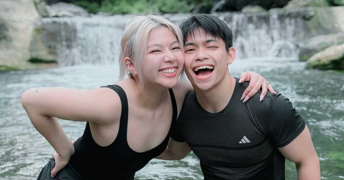 Carlos Yulo, ipinasilip ang bagong adventure nila ni Chloe San Jose Carlos Yulo, ipinasilip ang bagong adventure nila ni Chloe San Jose