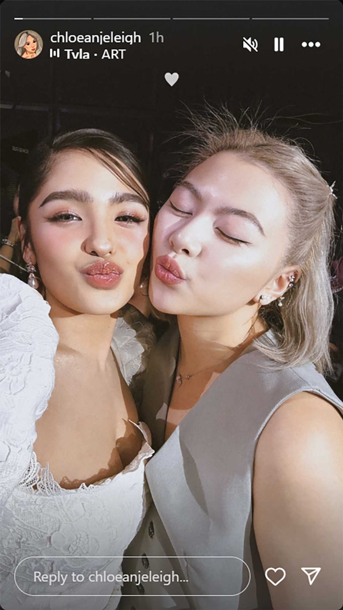 Chloe San Jose, ibinida cute pic nila ni Andrea Brillantes Chloe San Jose, ibinida cute pic nila ni Andrea Brillantes