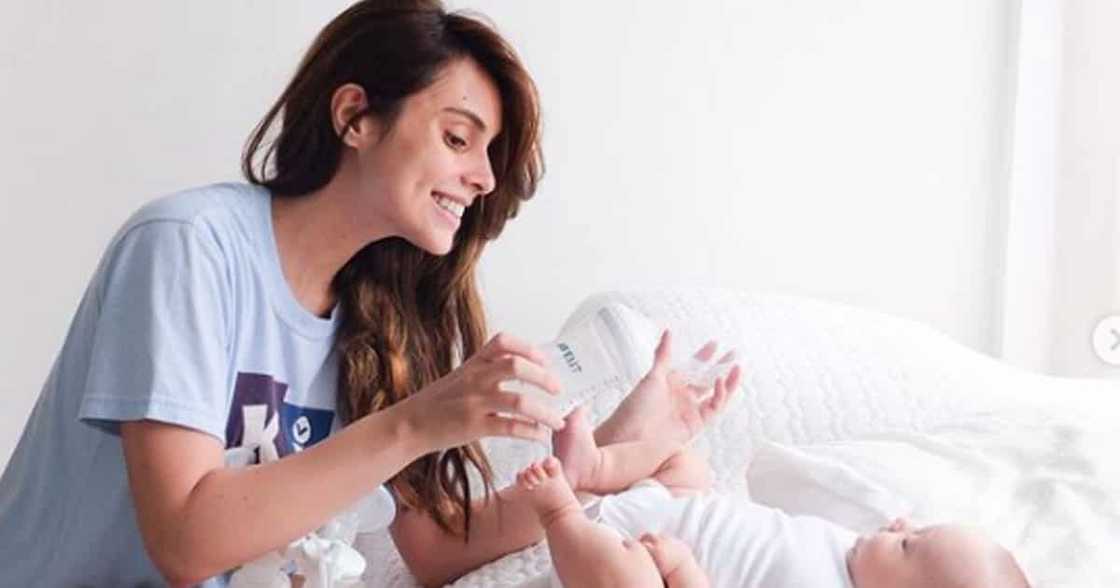 Max Collins’ post-pregnancy body gains netizens' praises Max Collins’ post-pregnancy body gains netizens' praises