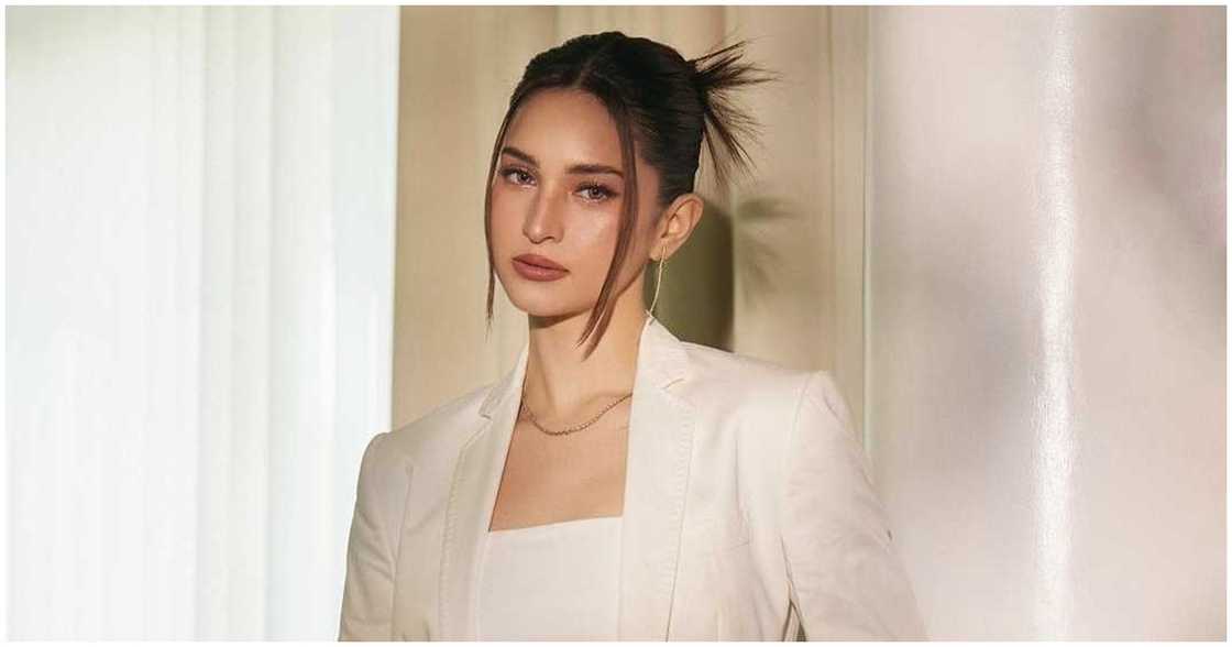 Coleen Garcia, napa-"WTH" sa mga comments na natatanggap tungkol sa "Maris" isyu Coleen Garcia, napa-"WTH" sa mga comments na natatanggap tungkol sa "Maris" isyu