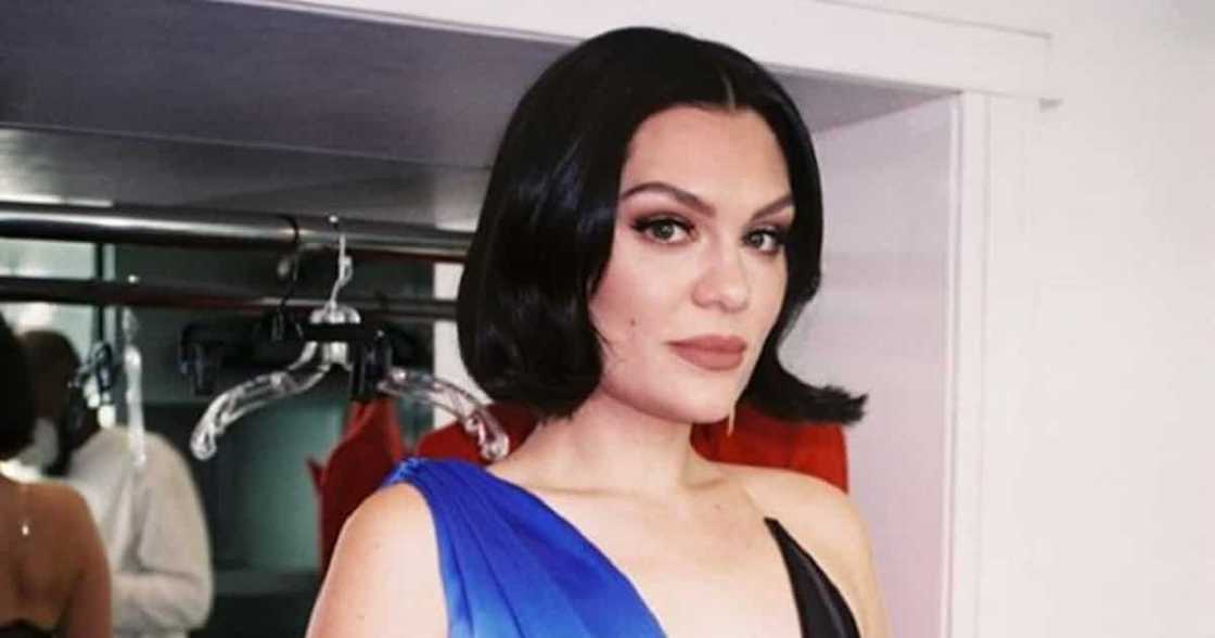 Jessie J emotionally reveals she suffers miscarriage after choosing to ‘have a baby on my own’ Jessie J emotionally reveals she suffers miscarriage after choosing to ‘have a baby on my own’