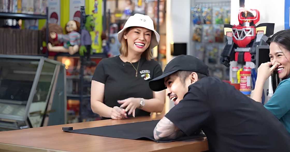 Maria Ozawa sells signed "lucky" underwear to Boss Toyo; fetches more than P20K Maria Ozawa sells signed "lucky" underwear to Boss Toyo; fetches more than P20K