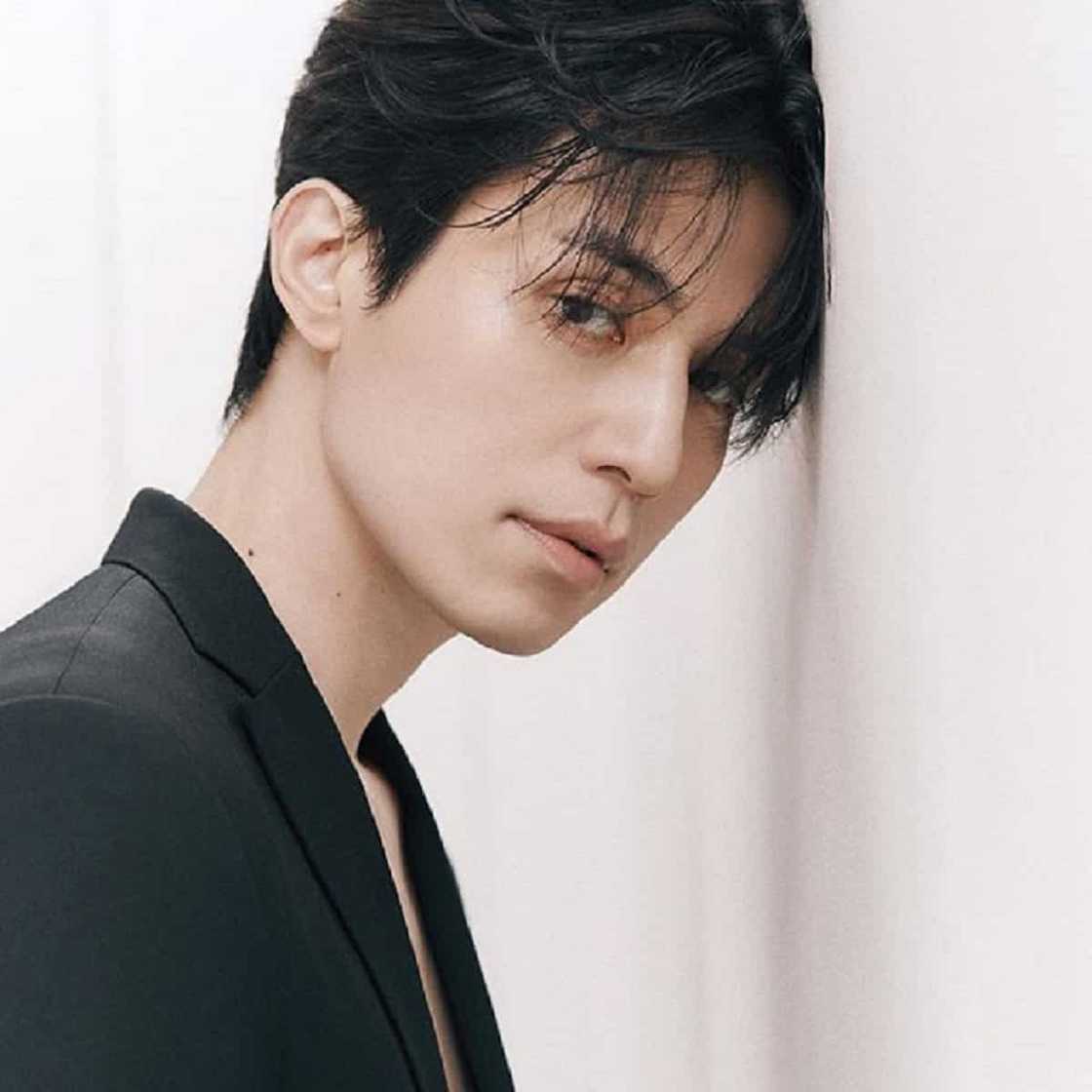 Lee Dong Wook wife and children Lee Dong Wook wife and children