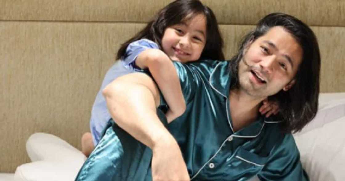 Hayden Kho takes Scarlet Snow to school for her 1st day of in-person class Hayden Kho takes Scarlet Snow to school for her 1st day of in-person class